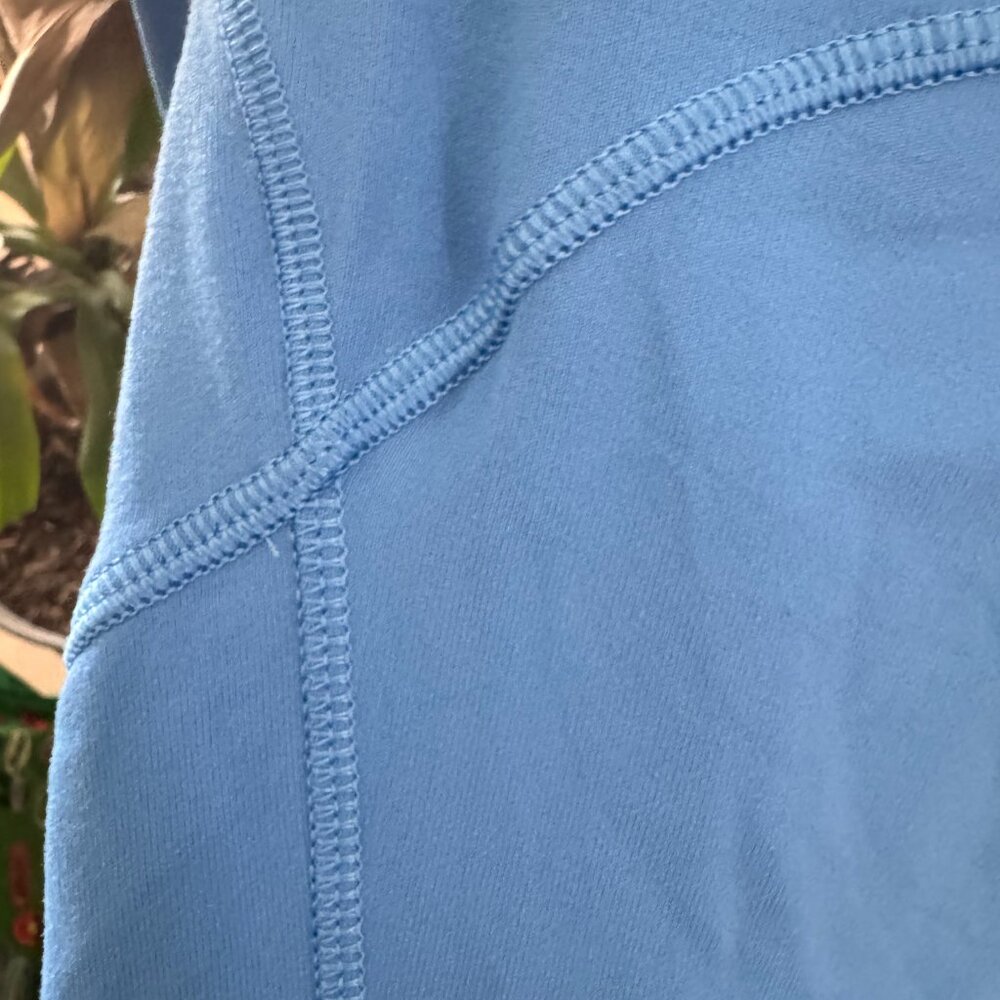 Lululemon It’s Rulu Cropped Half-Zip in Blue Nile, Size 4 - Picture 4 of 6